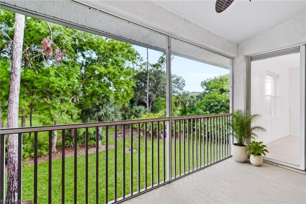Residential in NAPLES 5