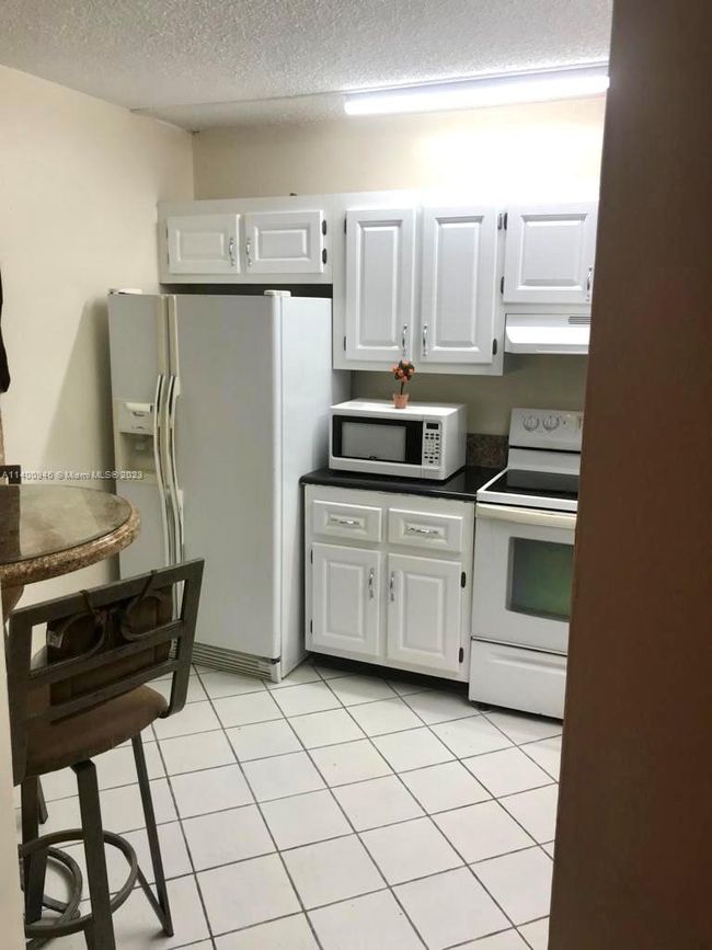 APT-311M - 2840 Somerset Dr, Condo with 1 bedrooms, 2 bathrooms and null parking in Lauderdale Lakes FL | Image 7