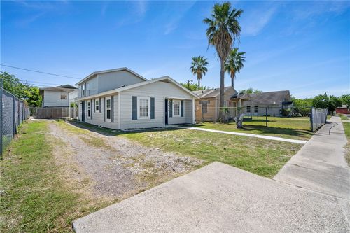 2905 Rogers St, Corpus Christi, TX, 78405-2934 | Card Image