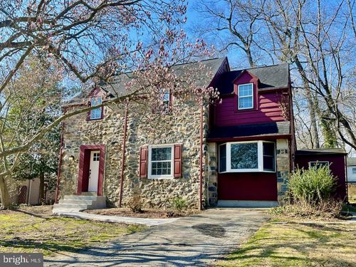 712 Woodsdale Rd, WILMINGTON, DE, 19809-2243 | Card Image