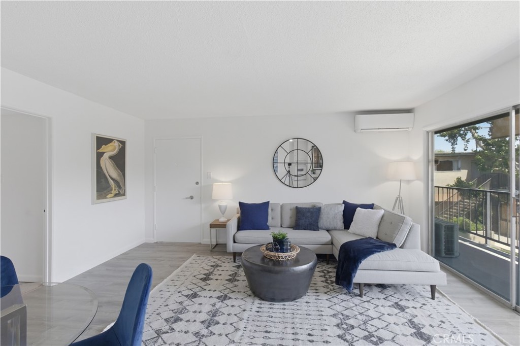 Residential in Gardena 4