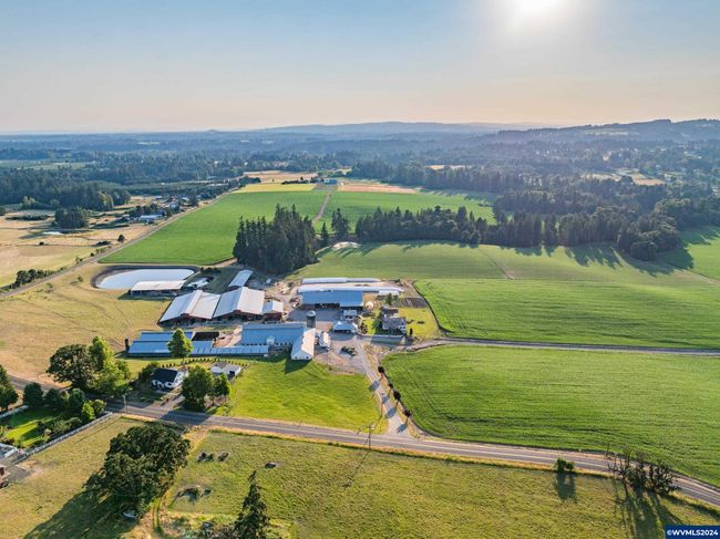 21303 S Central Point Rd, House other with 5 bedrooms, 1 bathrooms and null parking in Oregon City OR | Image 19