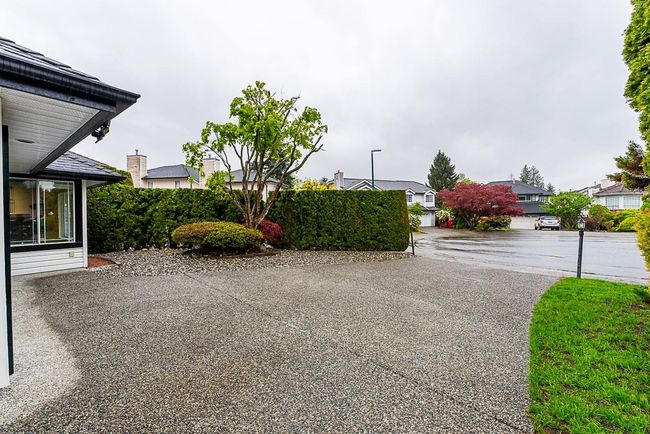 3317 El Casa Court, House other with 3 bedrooms, 2 bathrooms and 4 parking in Coquitlam BC | Image 2