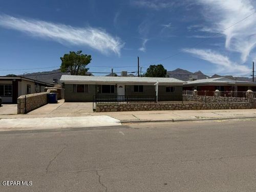 9119 Mount Etna Dr, El Paso, TX, 79924-7015 | Card Image