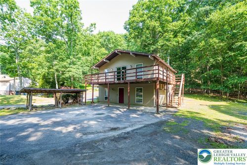 5110 Yukon Dr, East Stroudsburg, PA, 18302-6635 | Card Image
