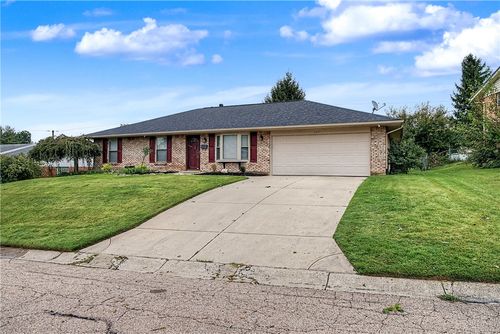 6230 7 Pines Dr, Dayton, OH, 45449-3043 | Card Image