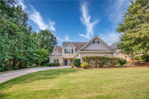 1031 Greenwood Cir, Madison, GA, 30650-3782 | Card Image
