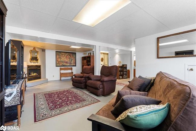 197 Chatterton Valley Cres, House other with 3 bedrooms, 2 bathrooms and 6 parking in Foxboro ON | Image 30