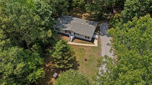 10780 Winchester Dr, Amelia Court House, VA, 23002-3909 | Card Image