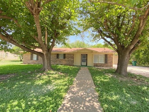 1115 E Ross St, Hamilton, TX, 76531-1608 | Card Image