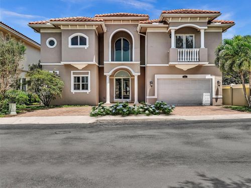 3521 Forest View Cir, Fort Lauderdale, FL, 33312-6304 | Card Image