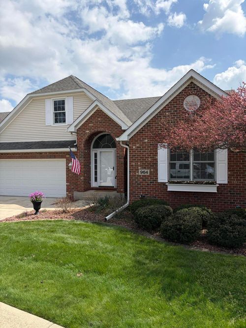 964 Ryan Ct, Crown Point, IN, 46307-8992 | Card Image