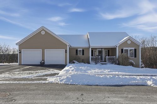 38 Hemlock Rd, Ashburnham, MA, 01430-4300 | Card Image