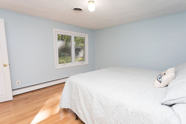 38 Williams Rd, House other with 3 bedrooms, 3 bathrooms and 10 parking in Smithfield RI | Image 17