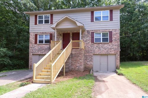 1741 6th Pl Nw, CENTER POINT, AL, 35215-5256 | Card Image