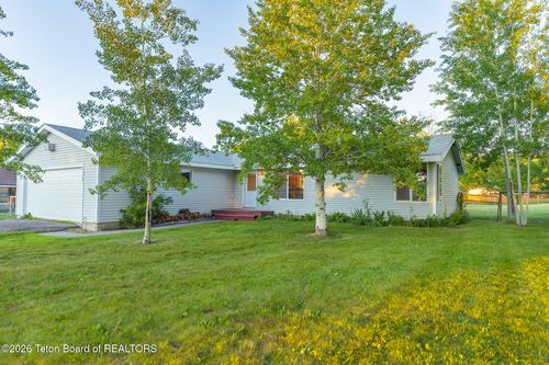 7979 Coyote Ln, Victor, ID, 83455-4722 | Card Image