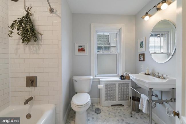 627 E Allens Ln, Home with 3 bedrooms, 2 bathrooms and null parking in PHILADELPHIA PA | Image 18