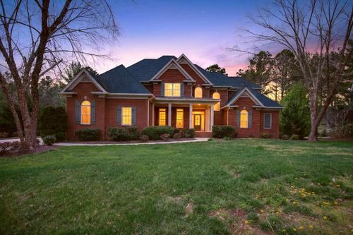 9449 Windrose Cir, Chattanooga, TN, 37421-4820 | Card Image