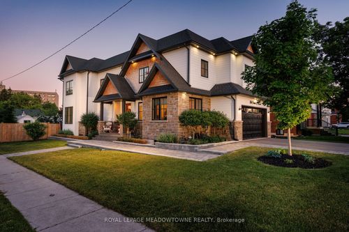 396 Broadway Ave, Milton, ON, L9T1T7 | Card Image