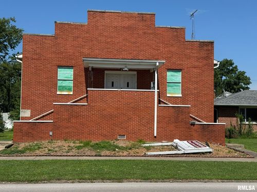 114 N Hickory St, Centralia, IL, 62801-3121 | Card Image