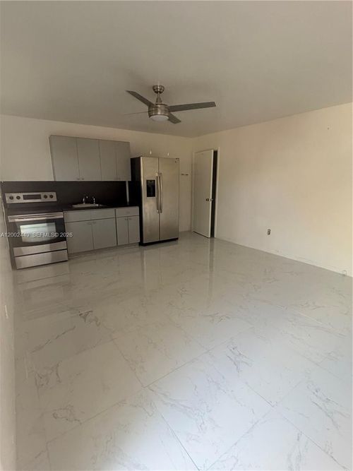 0-1290 Ne 156th St, North Miami Beach, FL, 33162 | Card Image