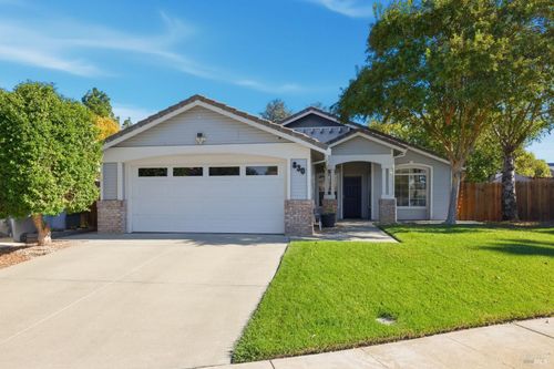 830 Green Drive, Dixon, CA, 95620 | Card Image