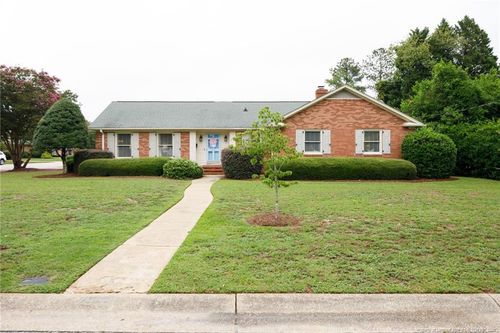 2630 Mirror Lake Dr, Fayetteville, NC, 28303-5212 | Card Image