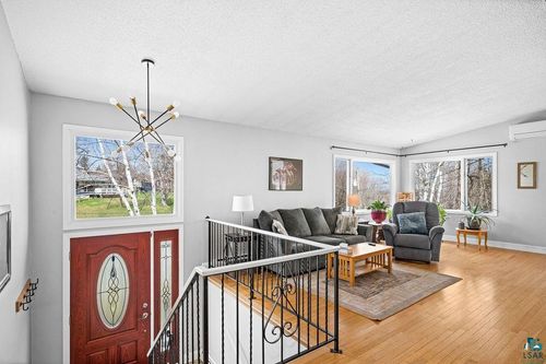 1920 Hutchinson Rd, Duluth, MN, 55811-5350 | Card Image