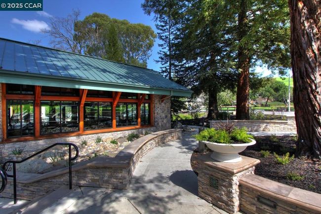 APT-2 - 1129 Leisure Ln, Condo with 2 bedrooms, 1 bathrooms and 1 parking in Walnut Creek CA | Image 47