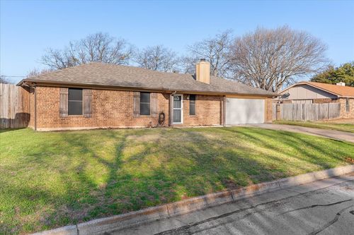 432 Post Oak Ln, Burleson, TX, 76028-6249 | Card Image