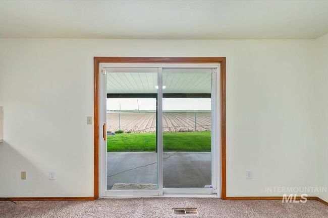 16476 Ustick Rd, House other with 3 bedrooms, 2 bathrooms and 2 parking in Caldwell ID | Image 9