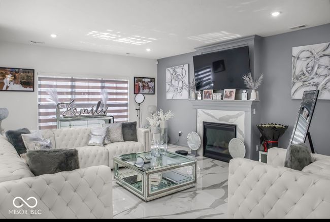 210 Lynnette Way, House other with 5 bedrooms, 3 bathrooms and null parking in Cumberland IN | Image 8
