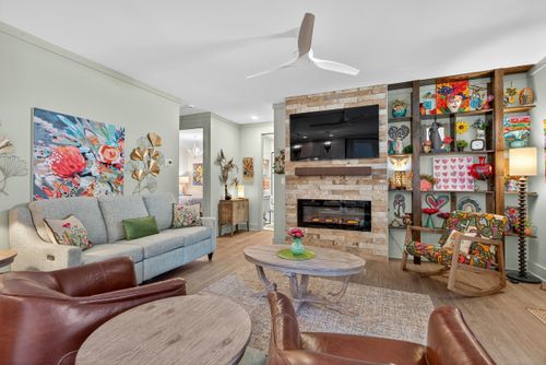 1596 Winners Cir, Lexington, KY, 40513-9013 | Card Image