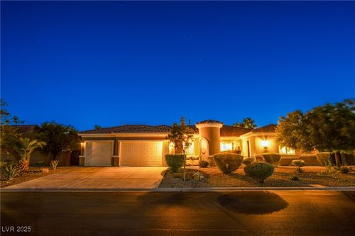 6527 Lokai Ave, Las Vegas, NV, 89130-1260 | Card Image