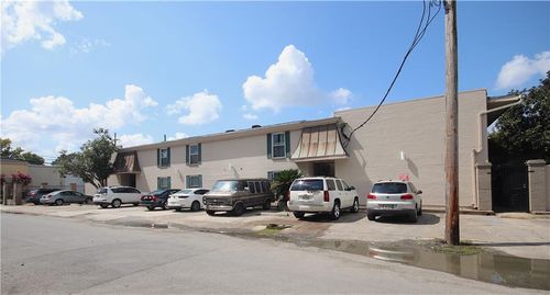 apt-110-7522 Benjamin St, New Orleans, LA, 70118-3784 | Card Image