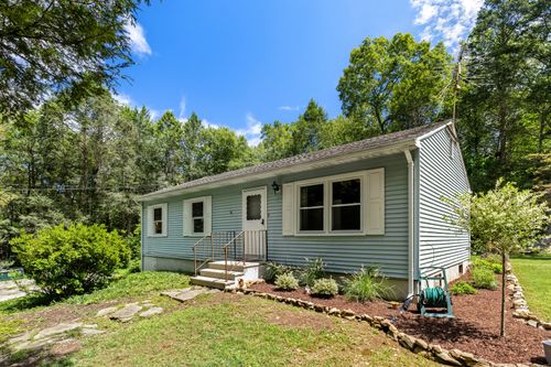 64 Moon Rd, Ashford, CT, 06278-1229 | Card Image