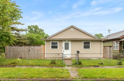 1727 Dawson Street, House other with 3 bedrooms, 1 bathrooms and null parking in Indianapolis IN | Image 1