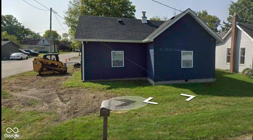 240 N Walnut St, Atlanta, IN, 46031-9597 | Card Image