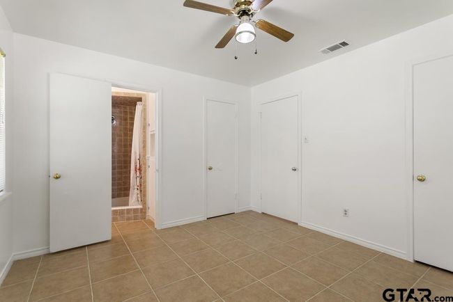 2213 Suanne Dr, House other with 3 bedrooms, 2 bathrooms and null parking in Tyler TX | Image 25