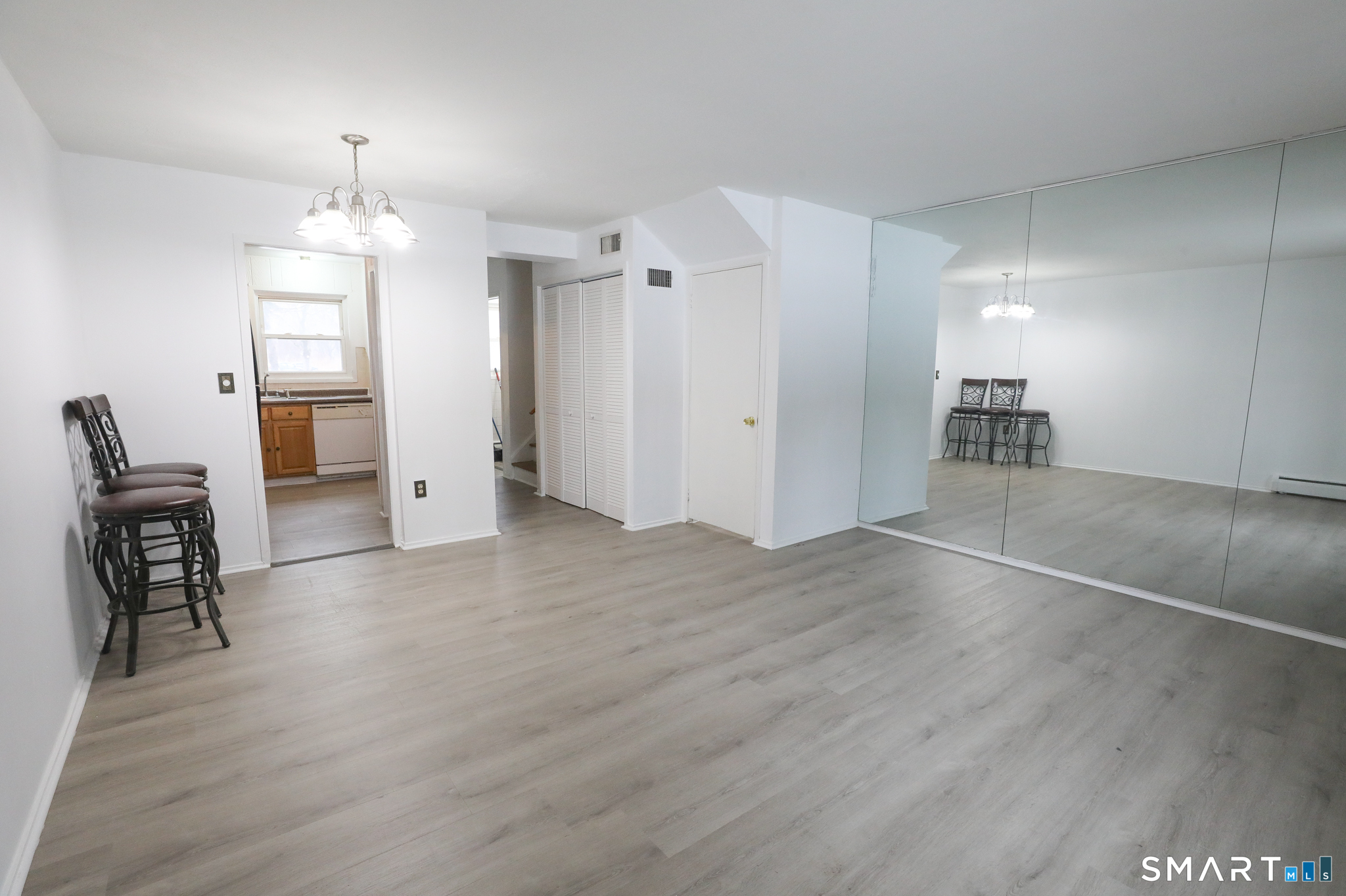 Residential Lease in Bloomfield 3