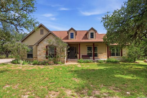 1095 Limerick Ln, Canyon Lake, TX, 78133-3005 | Card Image