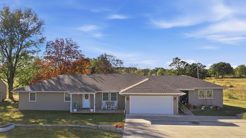 5425 S 188th Rd, Pleasant Hope, MO, 65725-9187 | Card Image