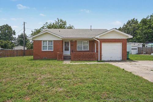 1230 Maybelle Dr, Sapulpa, OK, 74066-6026 | Card Image