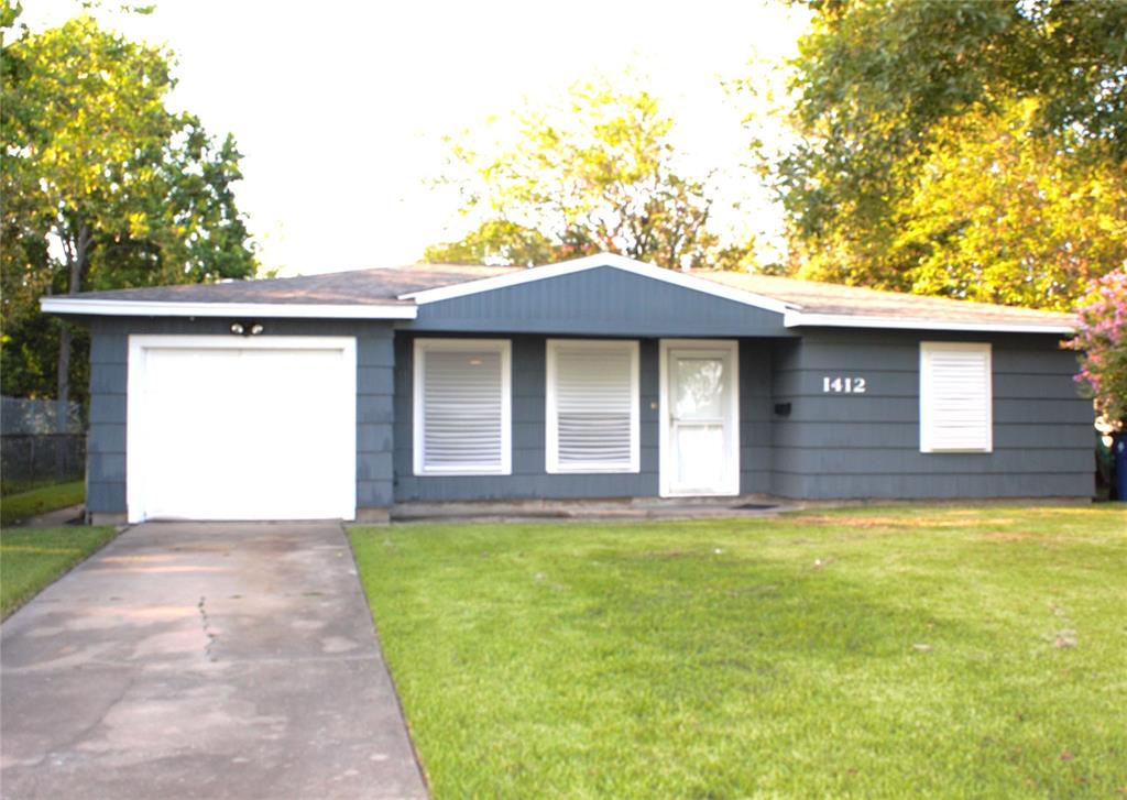 13th Ave, Texas City, TX 77590