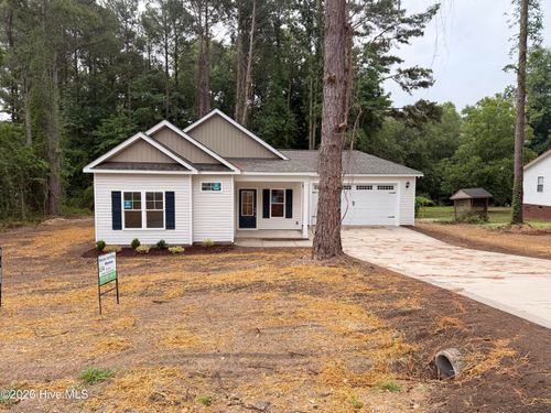 1749 Walnut Run Dr, Deep Run, NC, 28525-9498 | Card Image