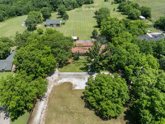 8407 State Highway 56, House other with 4 bedrooms, 3 bathrooms and null parking in Sherman TX | Image 38