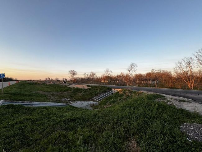27215 Highway 36, Home with 0 bedrooms, 0 bathrooms and null parking in Damon TX | Image 5
