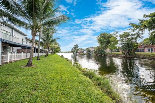 apt-108-7110 Nw 173rd Dr, Hialeah, FL, 33015-5532 | Card Image