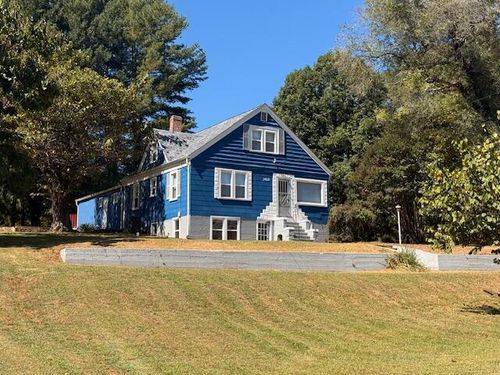2469 Oak Level Rd, Bassett, VA, 24055-4269 | Card Image