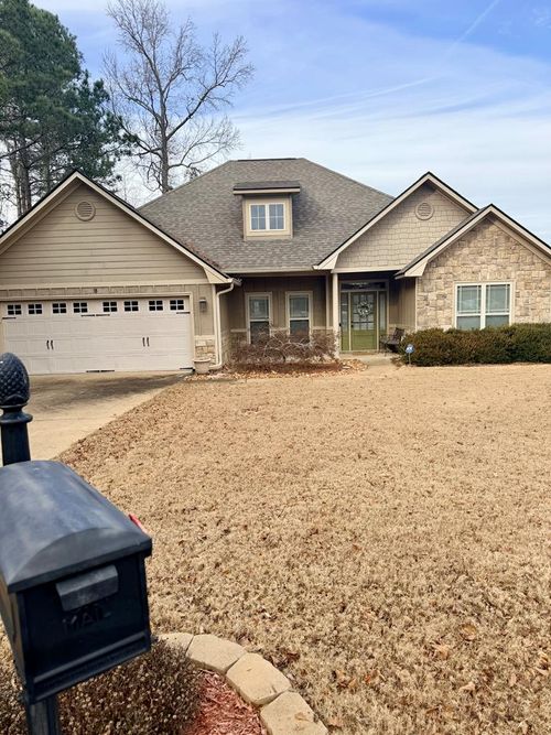 38 Maggy Ct, Phenix City, AL, 36867-7312 | Card Image